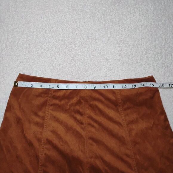 Faux Suede Brown Mini Skirt 60s/70s Casual Hippie Cowgirl Size Medium - Picture 7 of 10